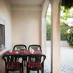 شقة Ivano