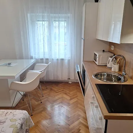 Ivano Apartamento Grebaštica