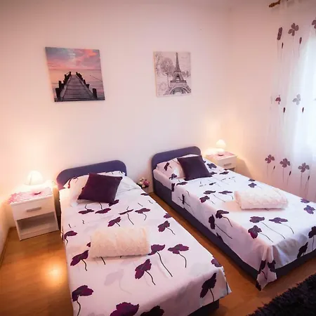 Ivano Apartamento Grebaštica